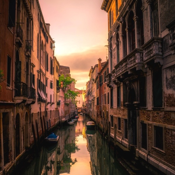 ‘all eyez’: Proklaim’s new anthem for hustlers.