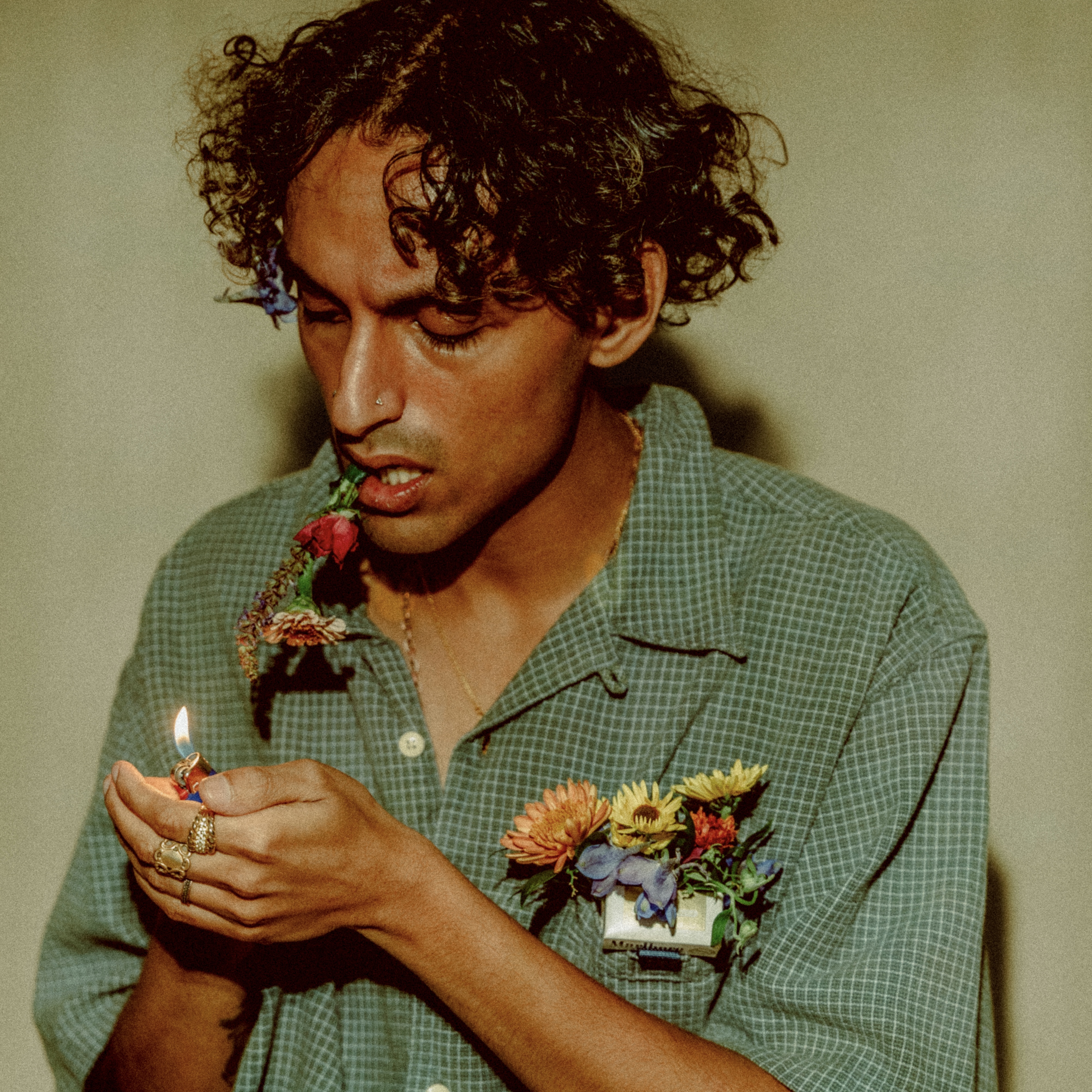 ego n friends – none of your business: Lay back and let the song treat you right