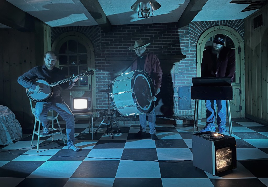 Explore the Ethereal depths of The House Flies’ “Mannequin Deposit”