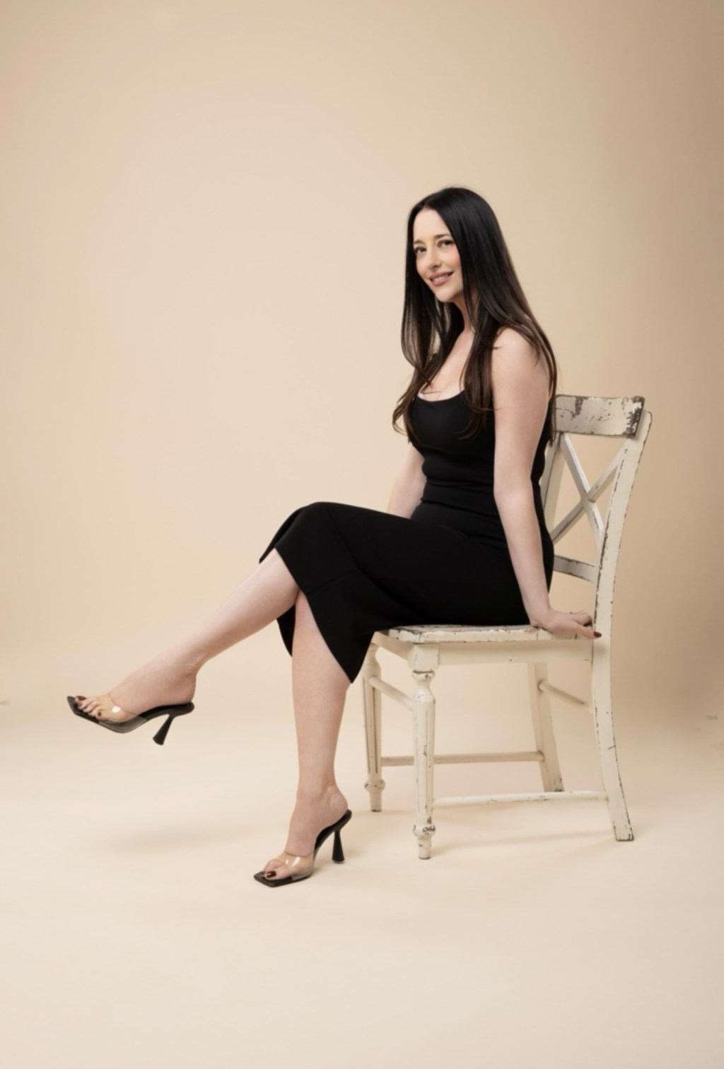 Angela Inkson Uplifts The Listeners With Her Latest Single “The Real&nbsp;You”.