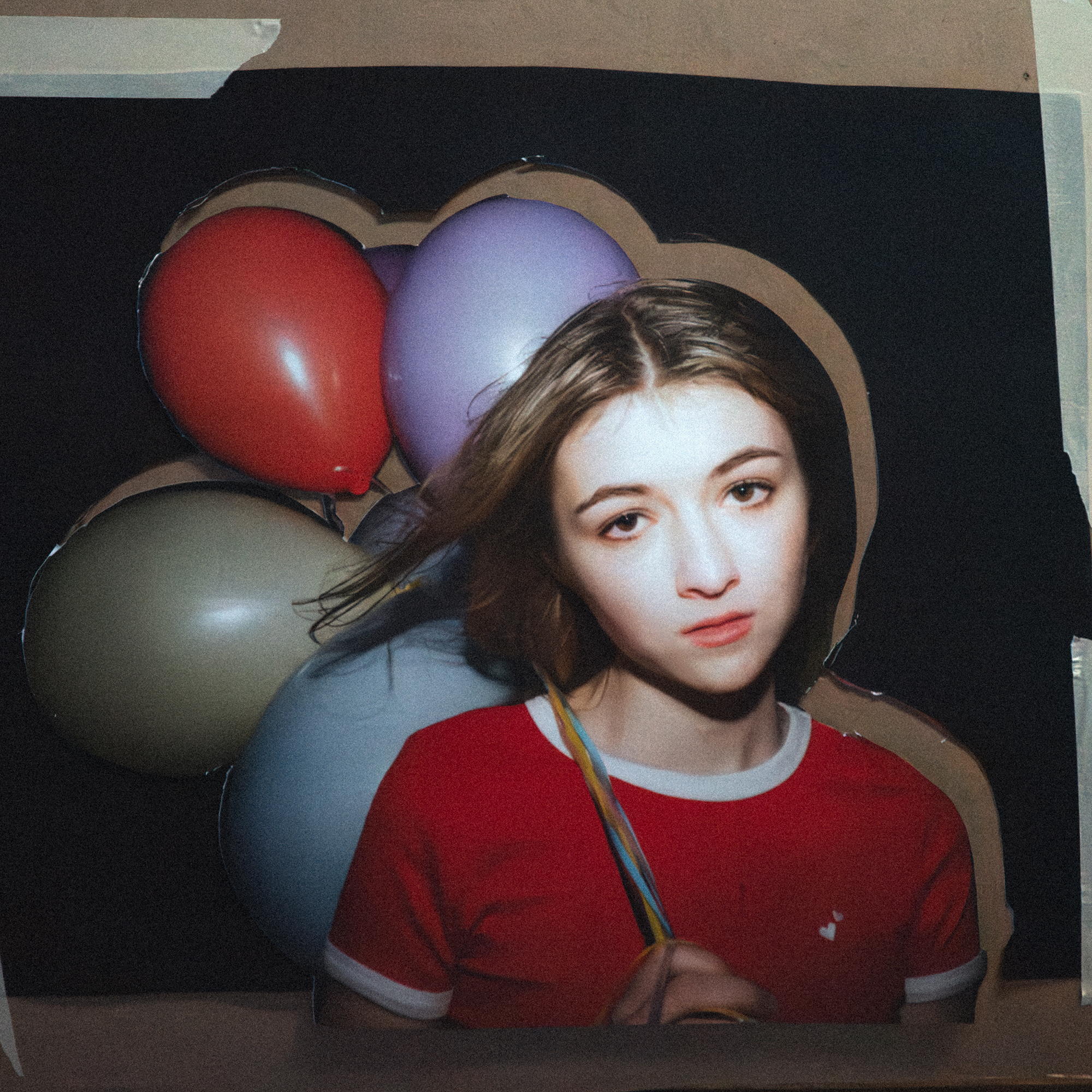 “Distant” by Ava Valianti is a Mesmerizing Sonic Experience.