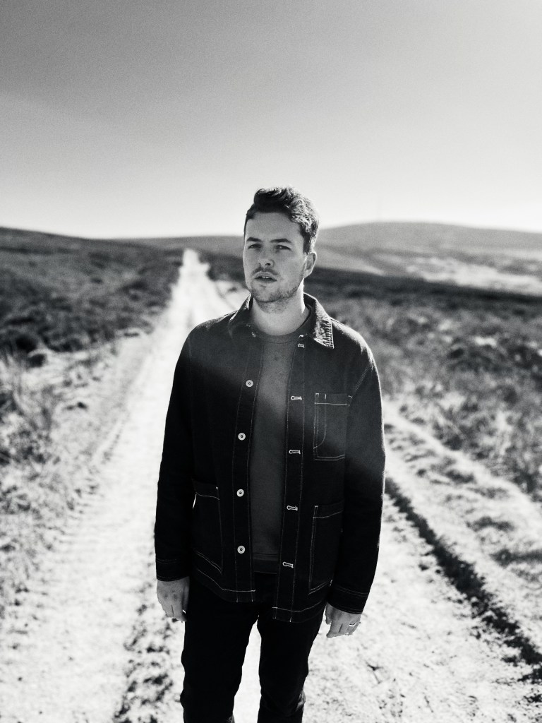 Man, Musician, Artist, Pop, Singer, Songwriter, Black, White, Monochrome, Desert, Street, Sky, Cloud, Shirt, Jeans, Cover