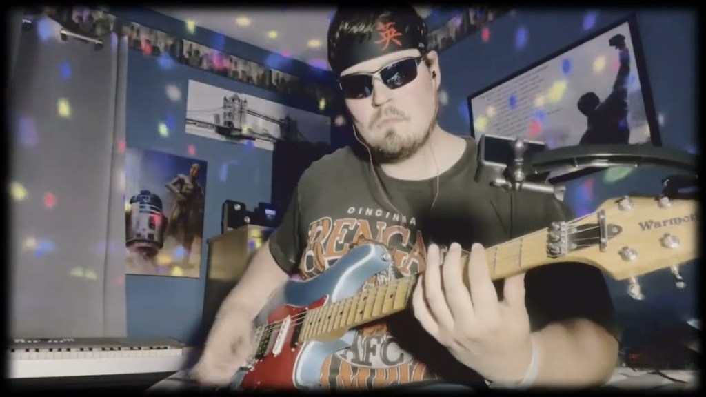 Rock, Metal, Bedroom, Lights, Posters, Guitar, Shades, Glasses, Piano, Keyboard, Curtains, Blue, Musician, Band