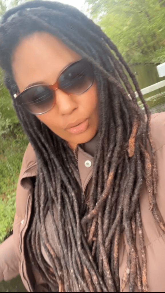 Woman, Glasses, Hair, Dreadlocks, Sunglasses, Shades, Music, Musician, Artist, Pop, Singer, R&B, Blues, Brown, Green, Trees