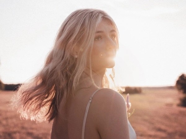 “Hot Mess” by Ava Valianti is Your New Imperfection&nbsp;Anthem